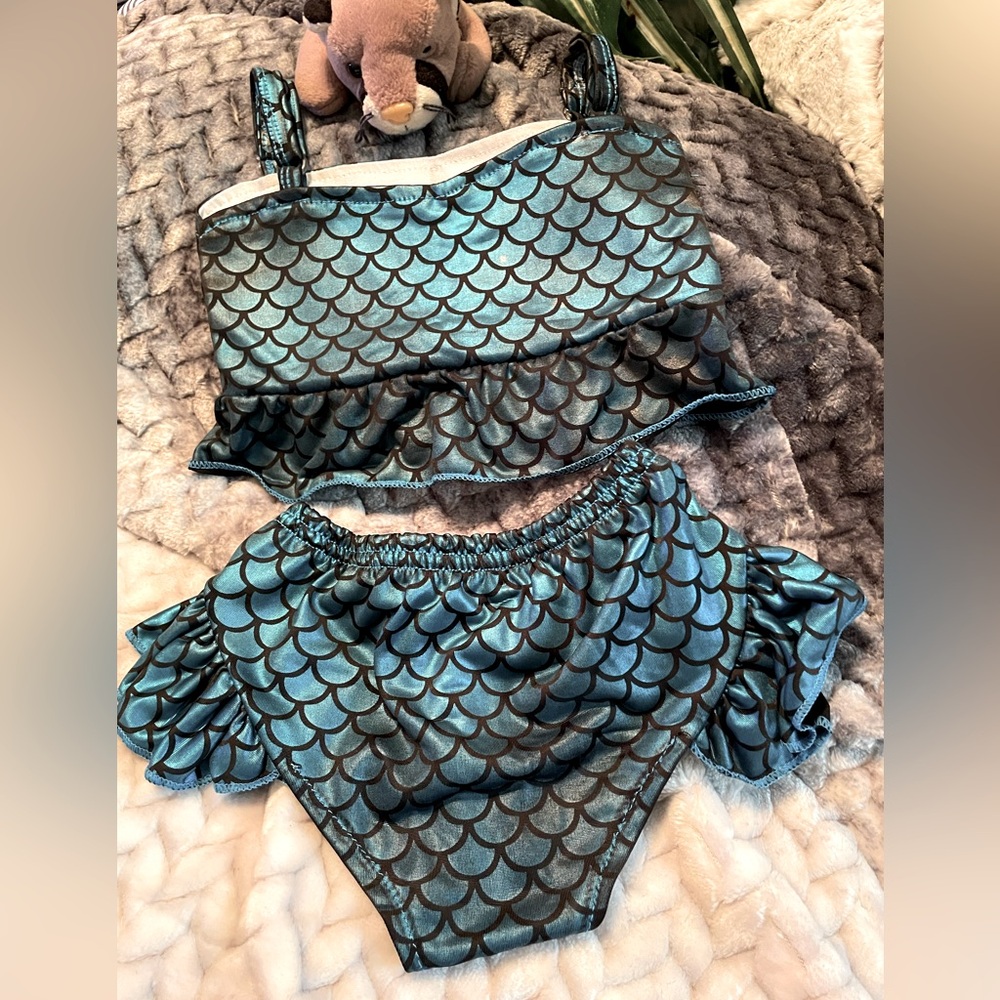 Baby 2 Piece Bikini Blue & Black mermaid design w ruffles so very Cute Size 2T 👙